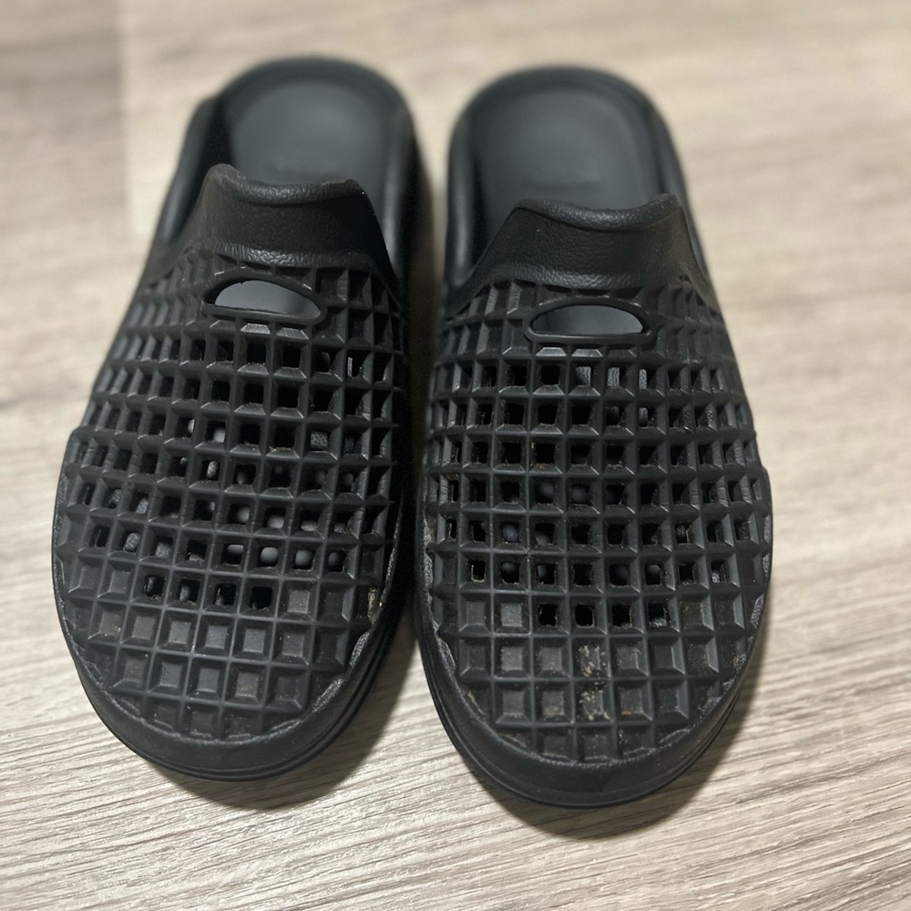 Lusso Cloud Scenario Slide - Black - US M7/W9